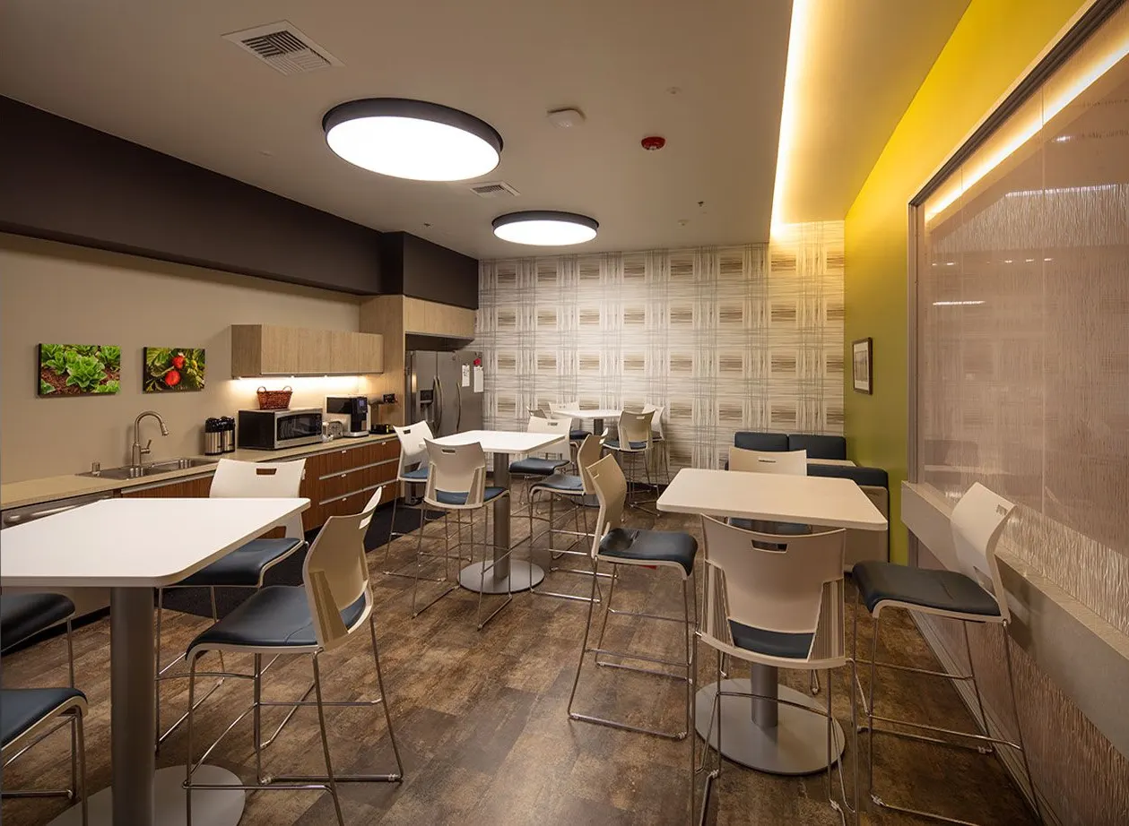 Farm Credit, Rocklin, CA. Borges Architectural Group | photograph by Ed Asmus