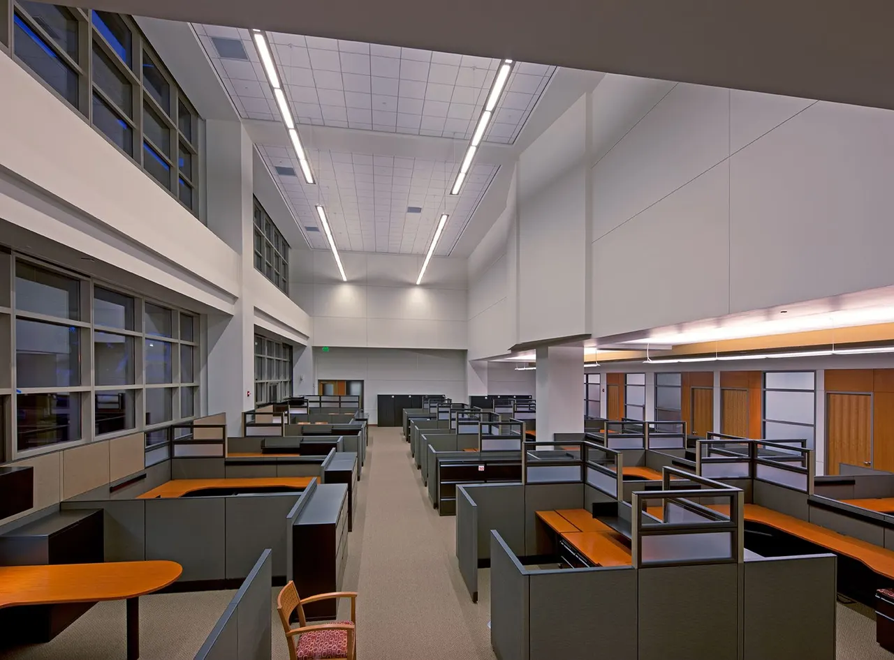 Calipers, Sacramento, CA. Nacht & Lewis Architects | photograph by Ed Asmus