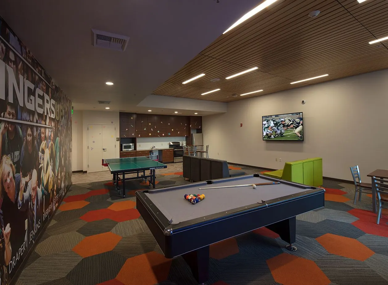 CSUS Riverview Dorms, Sacramento, Ca. Otto  Construction | photograph by Ed Asmus