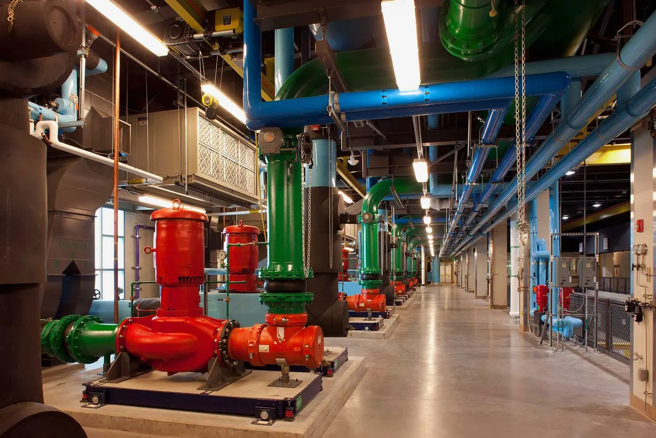 Central Plant, Sacramento, CA. Nacht & Lewis Architects | photograph by Ed Asmus