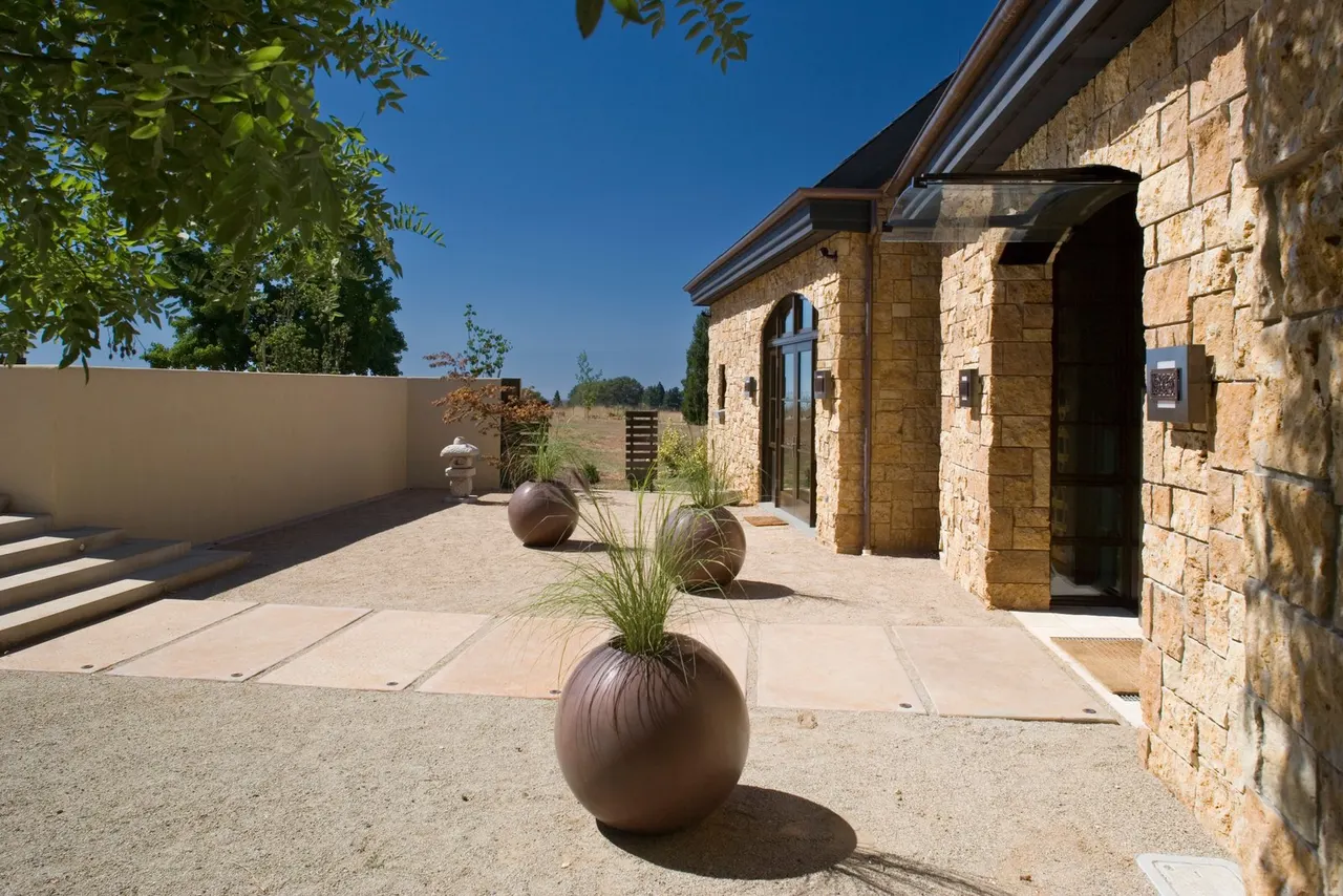 Private Residence, Auburn, CA, Prentiss Architects | photograph by Ed Asmus