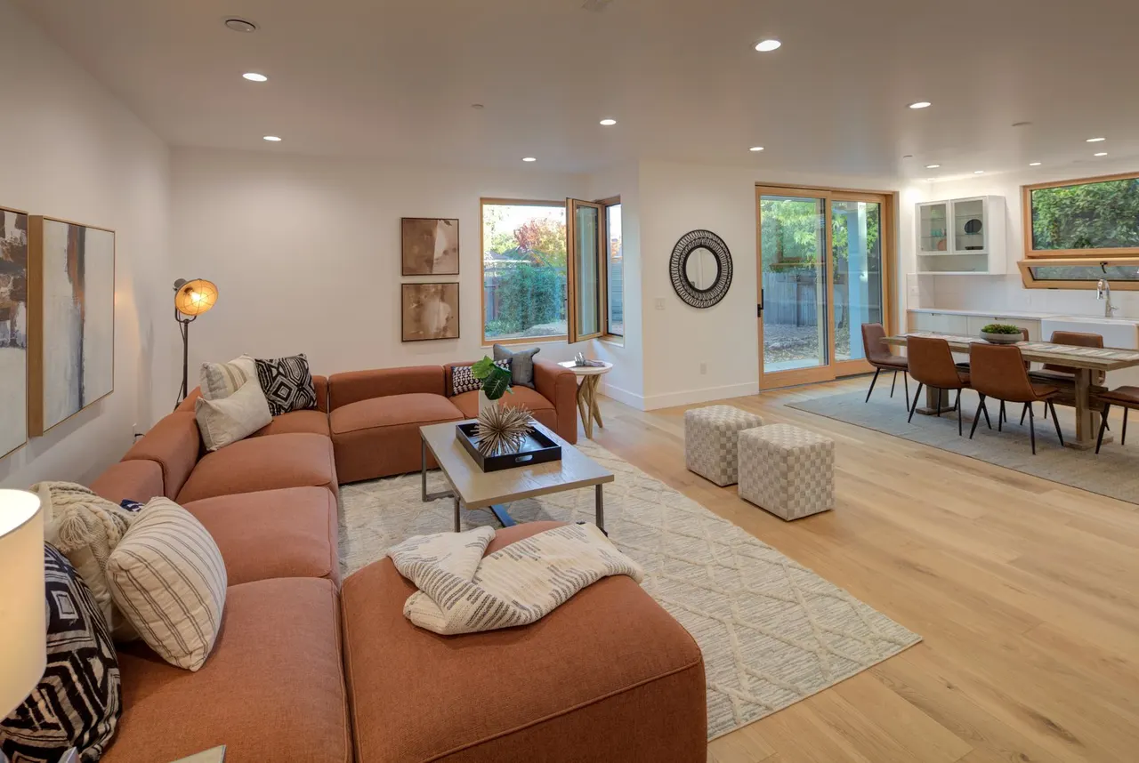Private Residence, Sacramento, CA | photograph by Ed Asmus