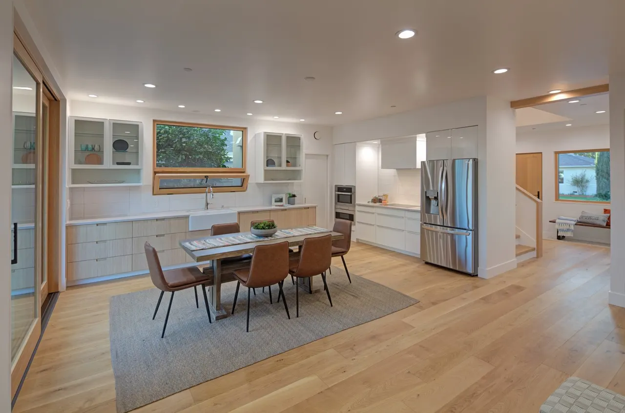 Private Residence, Sacramento, CA | photograph by Ed Asmus