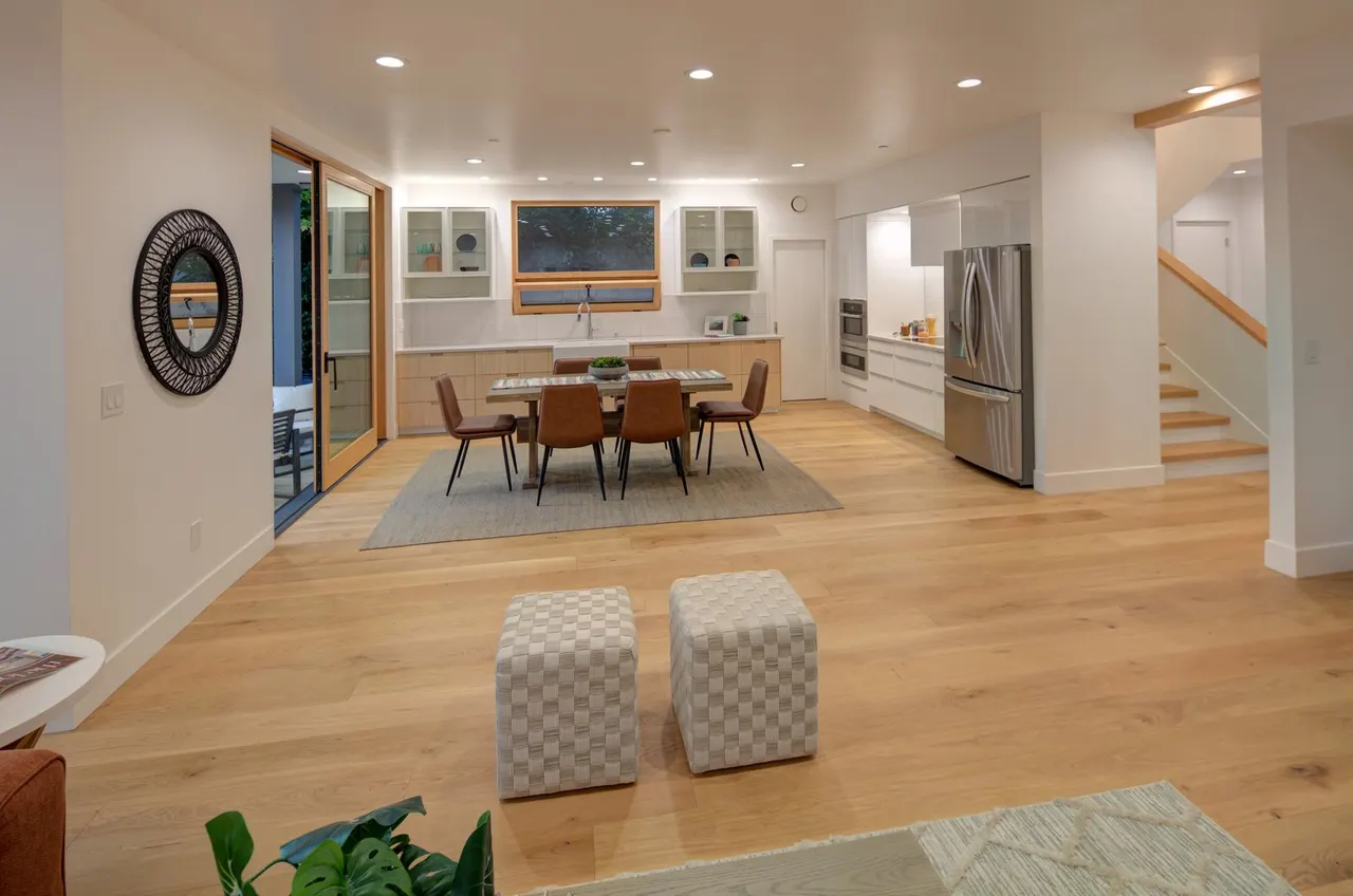 Private Residence, Sacramento, CA | photograph by Ed Asmus