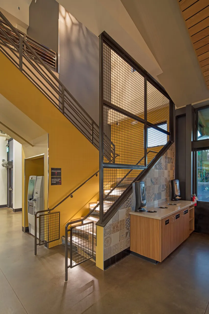 The Sacramento Co-Op, Sacramento, CA | photograph by Ed Asmus
