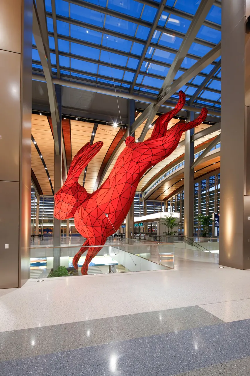 Sacramento International Airport, Sacramento, CA | photograph by Ed Asmus