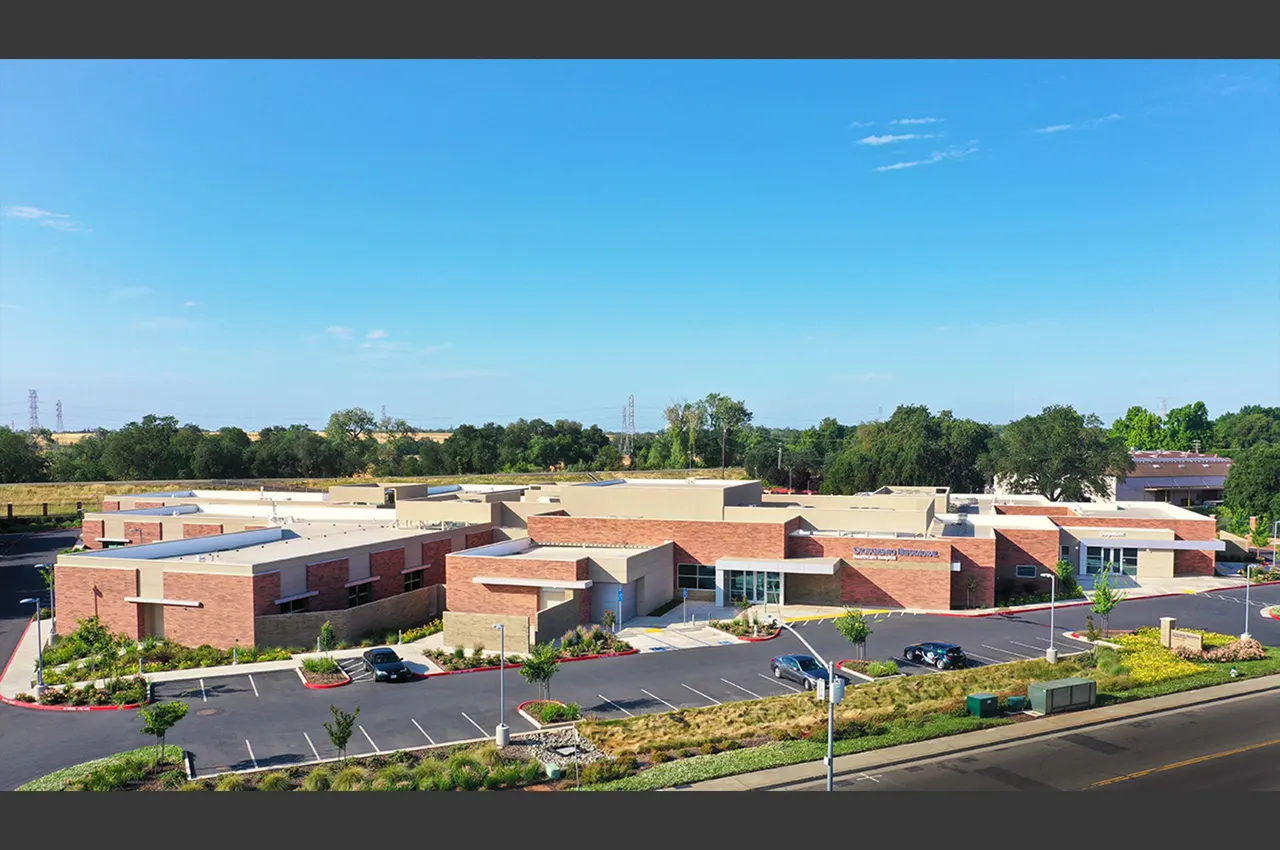 Behavioral Health, Sacramento, CA | photograph by Ed Asmus