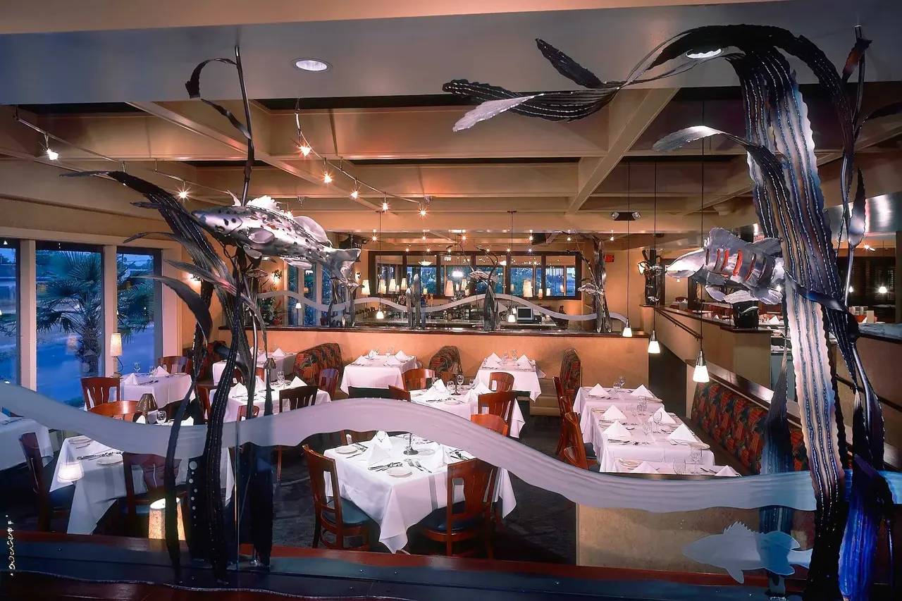 Scott Seafood, Folsom, Ca | photograph by Ed Asmus