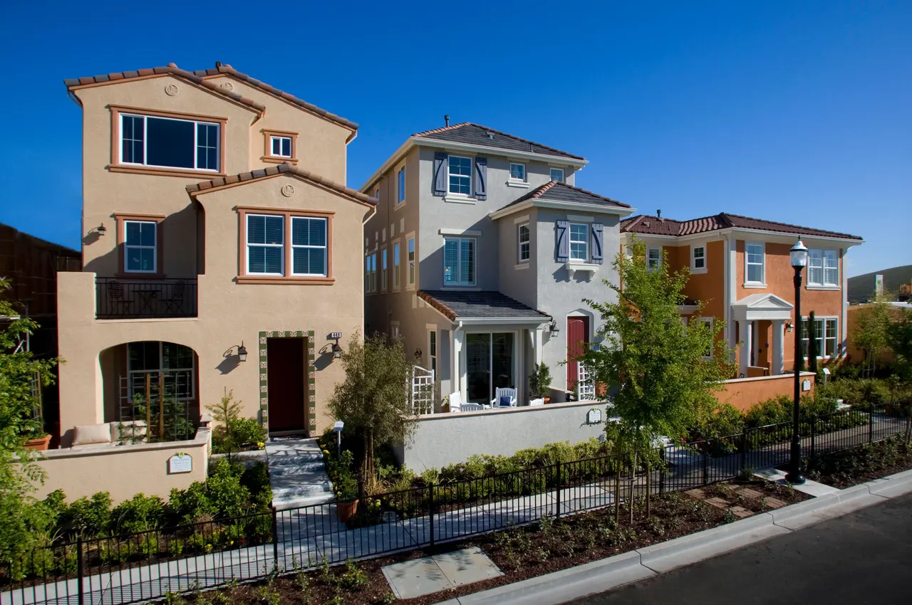Model Homes, Pleasanton, CA. Dahlin Group, Pleasanton, Ca. AIA Award | photograph by Ed Asmus