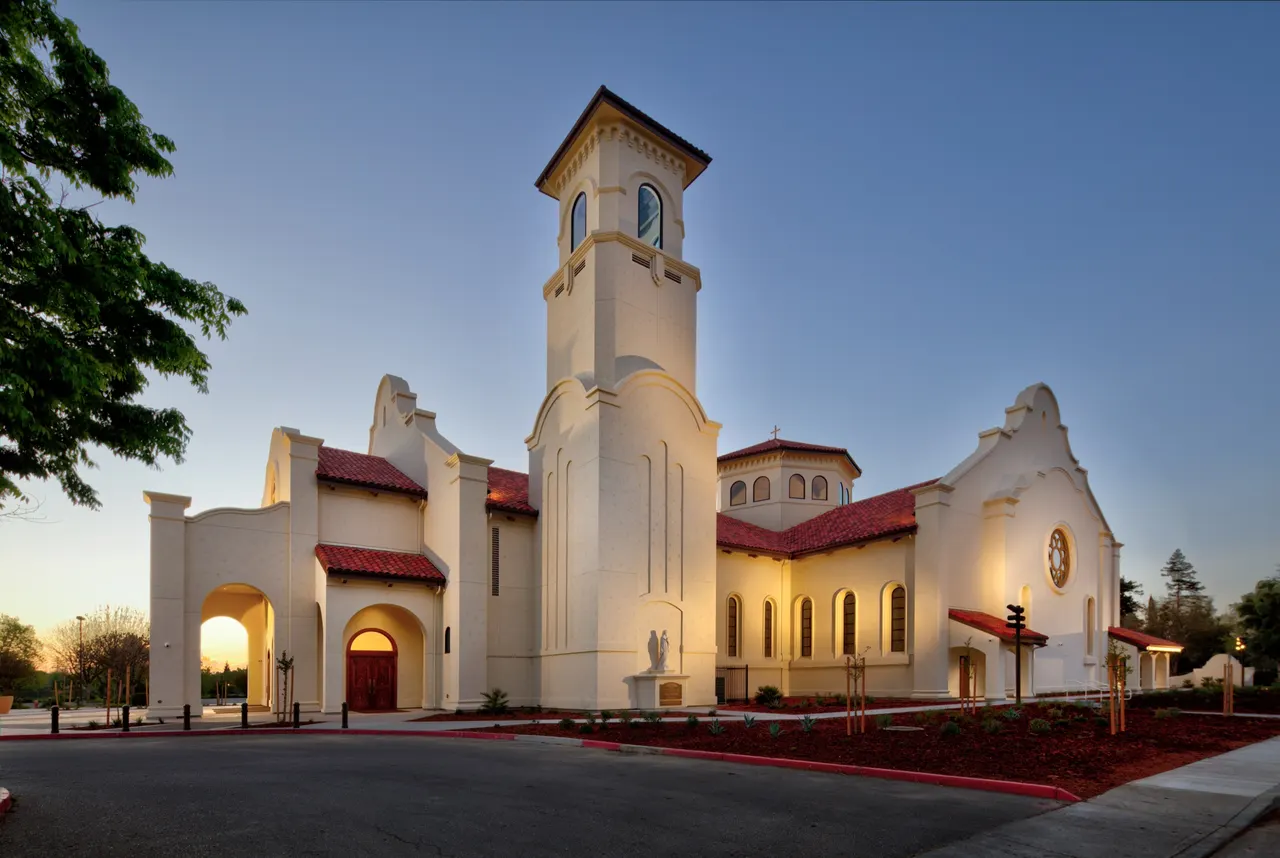 Holy Rosary Church, Woodland, CA | photograph by Ed Asmus