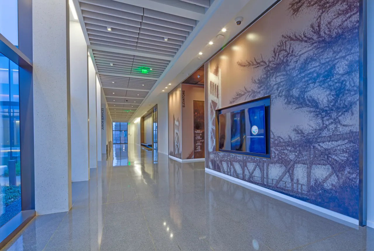 Tani G. Cantil-Sakauye Courthouse, Sacramento, CA | photograph by Ed Asmus