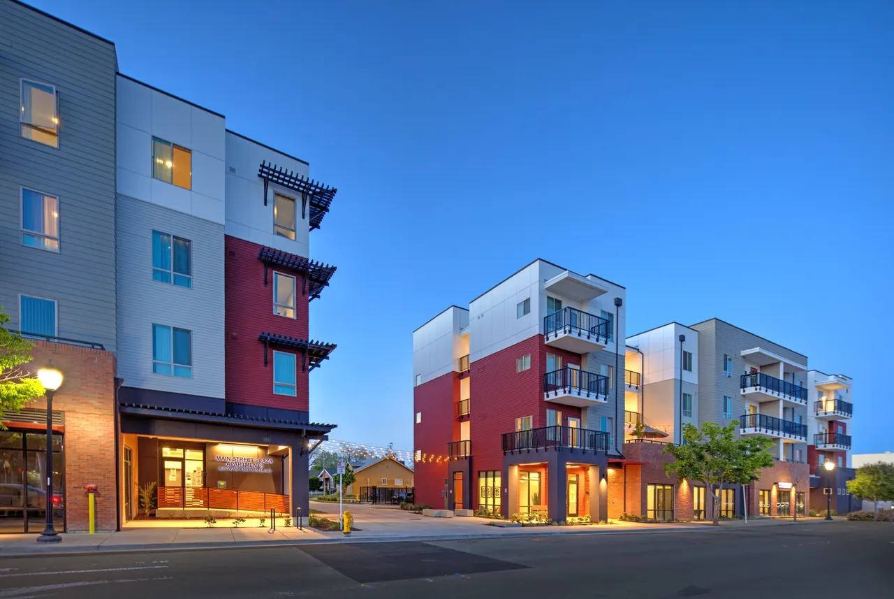 140 Main Street | photograph by Ed Asmus