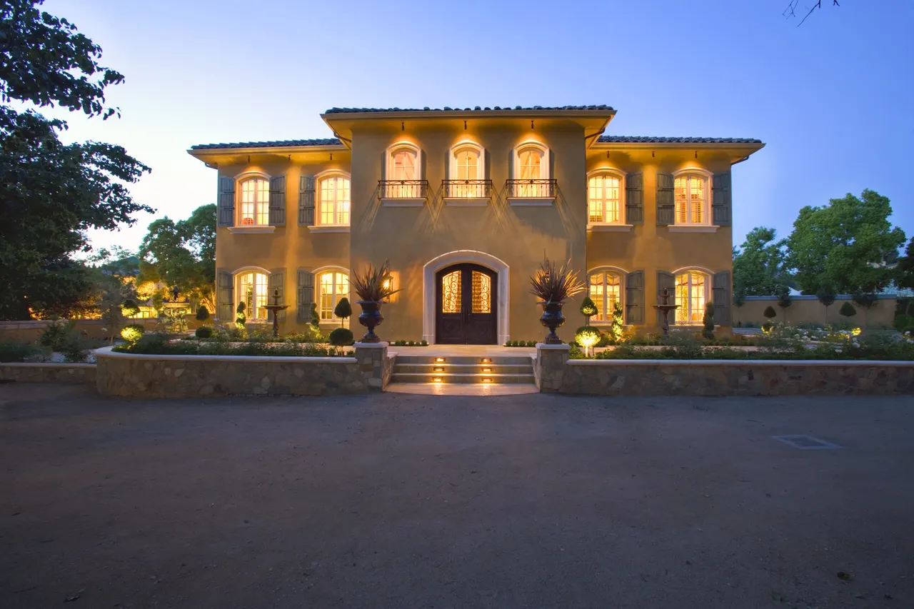 Arden Hills Country Club, Sacramento, CA | photograph by Ed Asmus