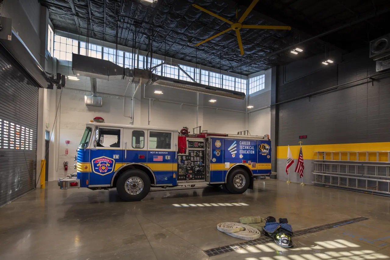 Inderkum High School Public Safety Training Center, Sacramento, CA | photograph by Ed Asmus